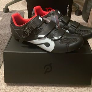 Peloton Cycling Shoes NIB